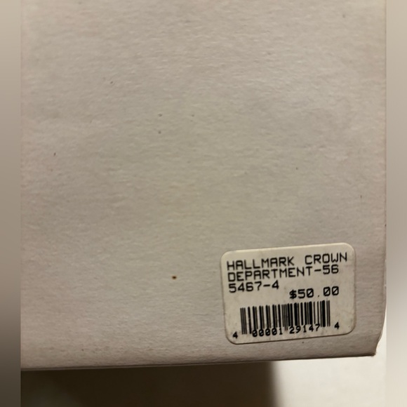 Dept. 56 Snow Village Skate & Ski Shop, circa 1994 - Picture 4 of 9